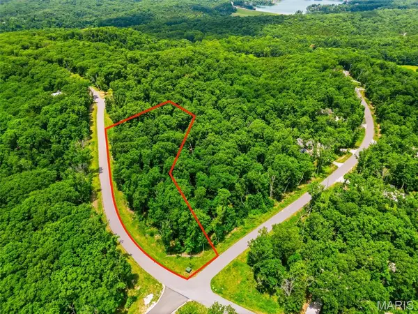 2833 Tyrolean Way Drive, Innsbrook, MO 63390