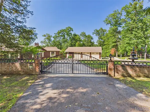 696 Radcliff Lane, Poplar Bluff, MO 63901