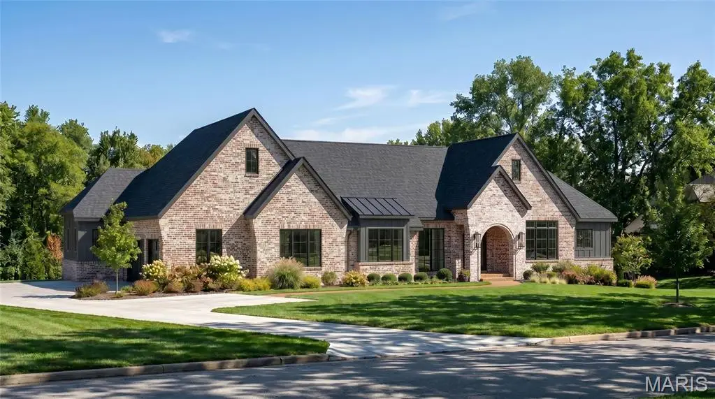 1 Tbb Sedona @ Manor Hill, Missouri River, MO 63131 - #1