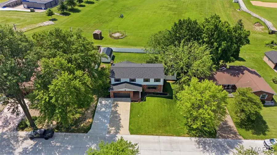 58 Oakwood Drive, Ste Genevieve, MO 63670 - #3
