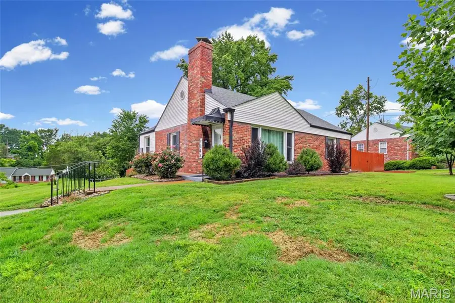 7045 Deerpath Drive, Affton, MO 63123 - #3
