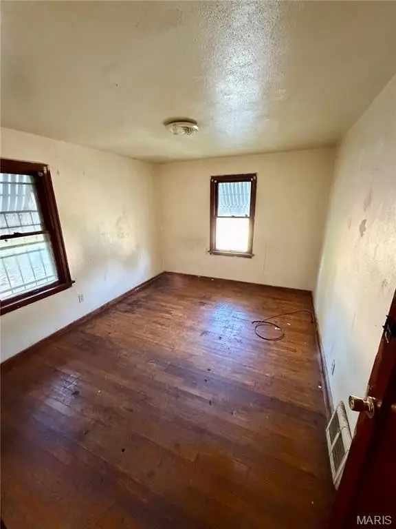 6036 Margaretta Avenue, Pine Lawn, MO 63120 - #2