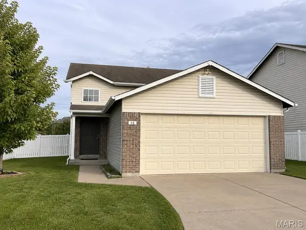 16 Ramblewood Court, Wentzville, MO 63385