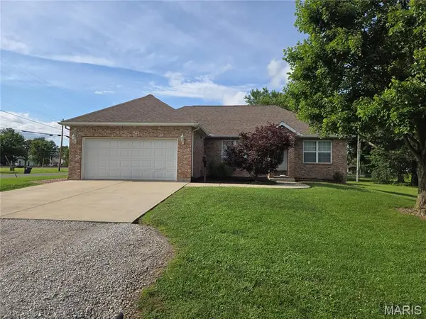 403 E 2nd South Street, Mount Olive, IL 62069
