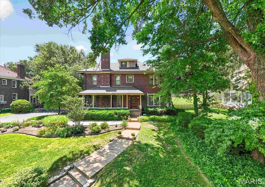 7186 Delmar Boulevard, University City, MO 63130 - #2