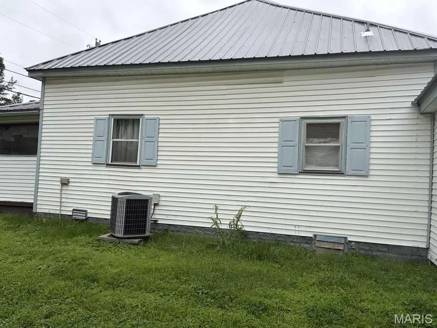 1005 Spring Street, Poplar Bluff, MO 63901 - #2