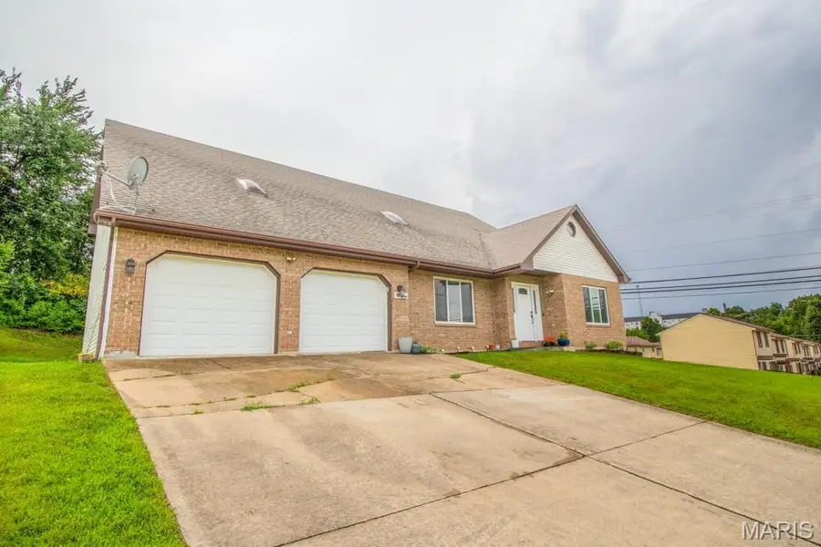 210 Vicki Lynn Lane, Saint Robert, MO 65584 - #2