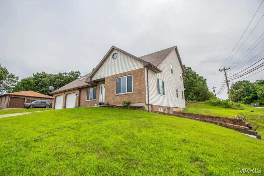 210 Vicki Lynn Lane, Saint Robert, MO 65584 - #3