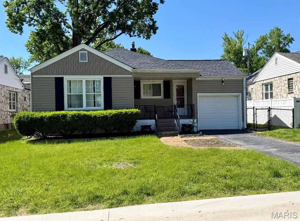 8726 Keystone Drive, Brentwood, MO 63144 - #1