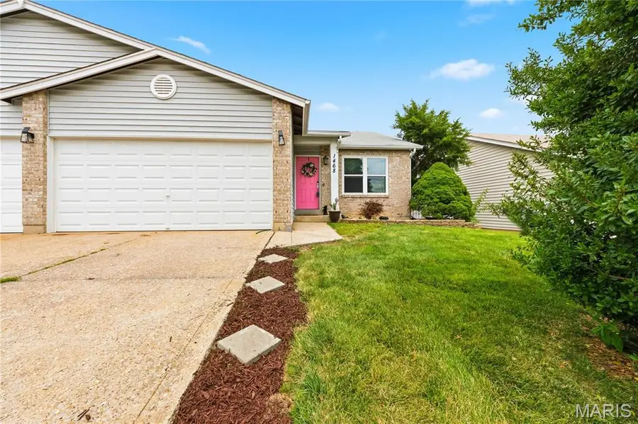1468 Surrey Lane, Saint Peters, MO 63304 - #3