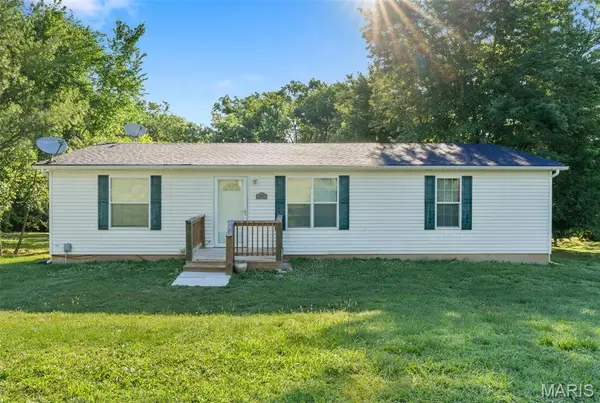 9110 State Road Ww, Dittmer, MO 63023