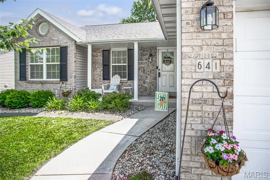 641 High School Street, Collinsville, IL 62234 - #2