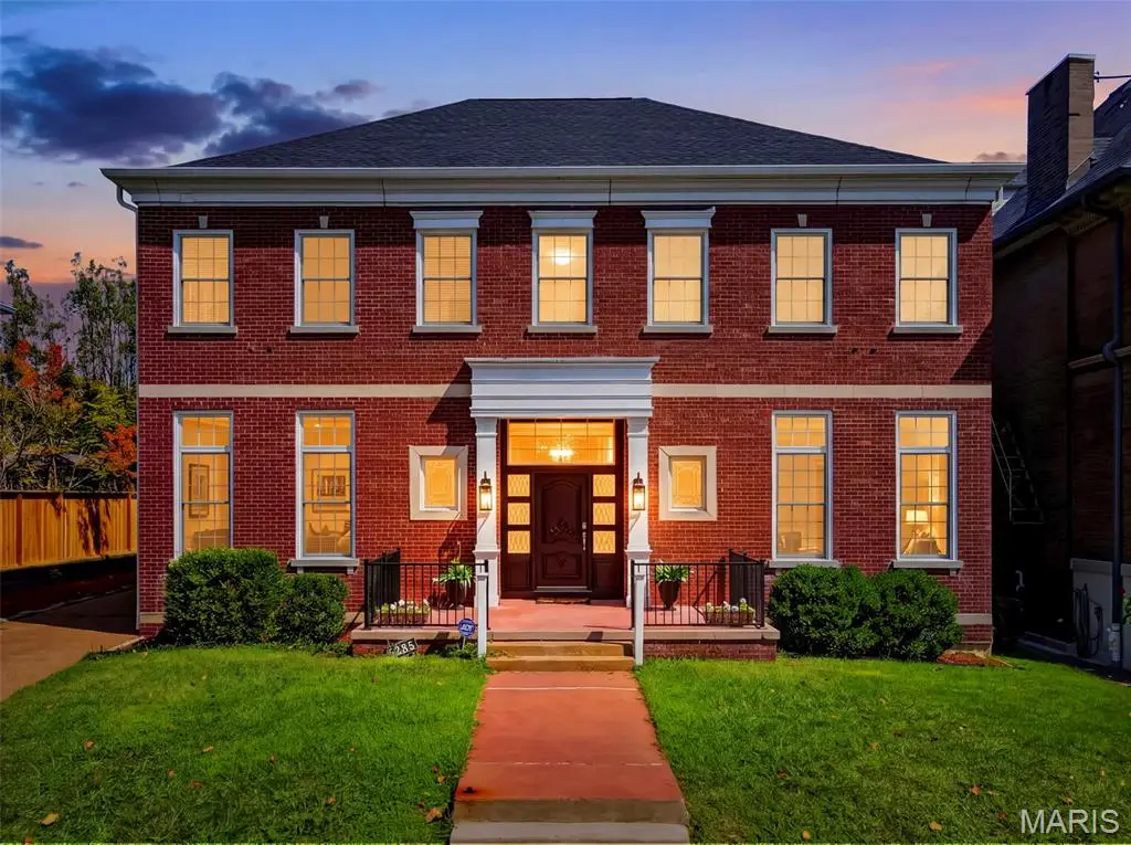 5285 Washington Place, Saint Louis, MO 63108 - #1