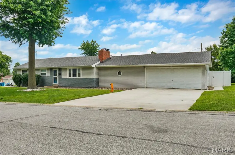 4 Hazelwood Lane, Hazelwood, MO 63042 - #3