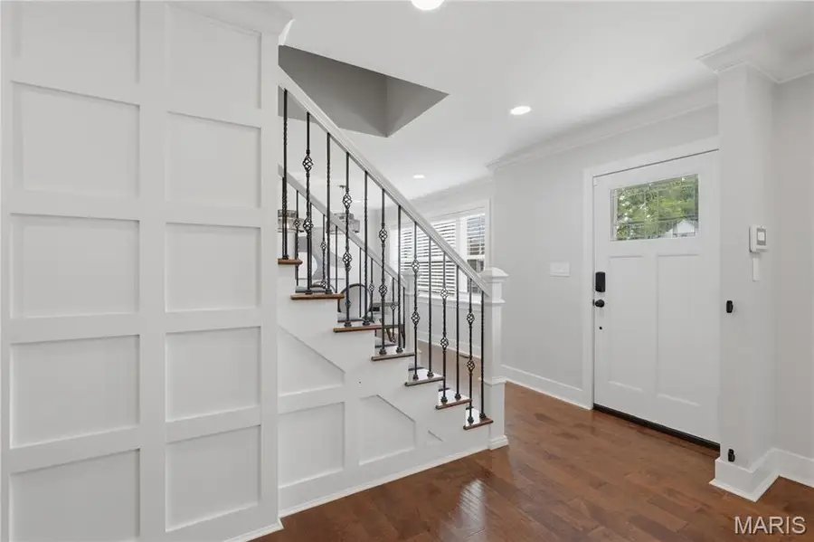 10 Hanley Downs, Saint Louis, MO 63117 - #2