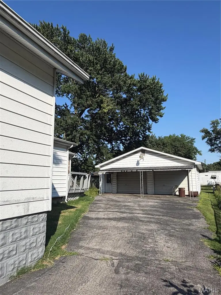 404 S 4th Street, Caseyville, IL 62232 - #2