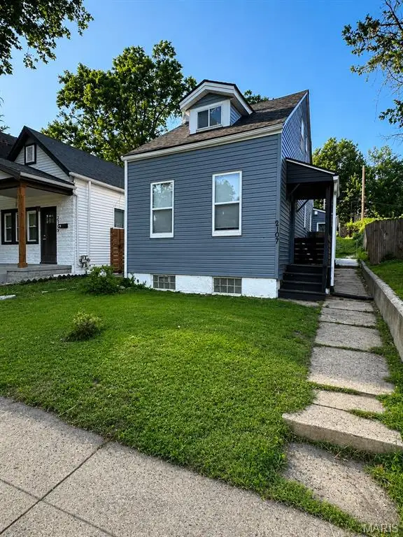 2107 Stansbury Street, St Louis, MO 63118