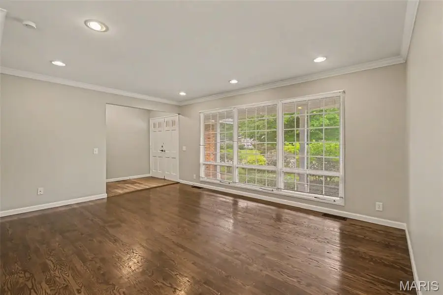 3265 Classic Drive, Florissant, MO 63033 - #2