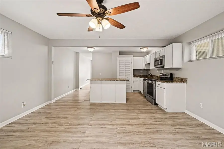 1555 Ville Gloria Lane, Hazelwood, MO 63042 - #3