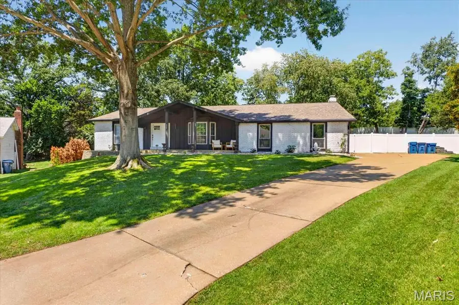 320 Quails Hill Court, Ellisville, MO 63011 - #2