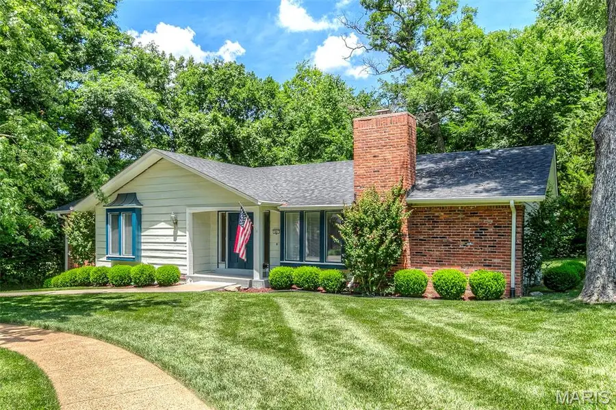 501 Clayworth Drive, Ballwin, MO 63011 - #2