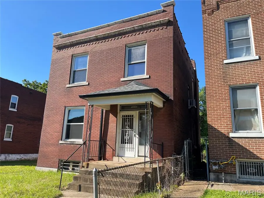 5330 Terry Avenue, Saint Louis, MO 63120 - #2