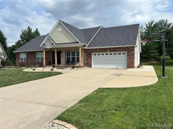 4607 Valleydale Road, Godfrey, IL 62035