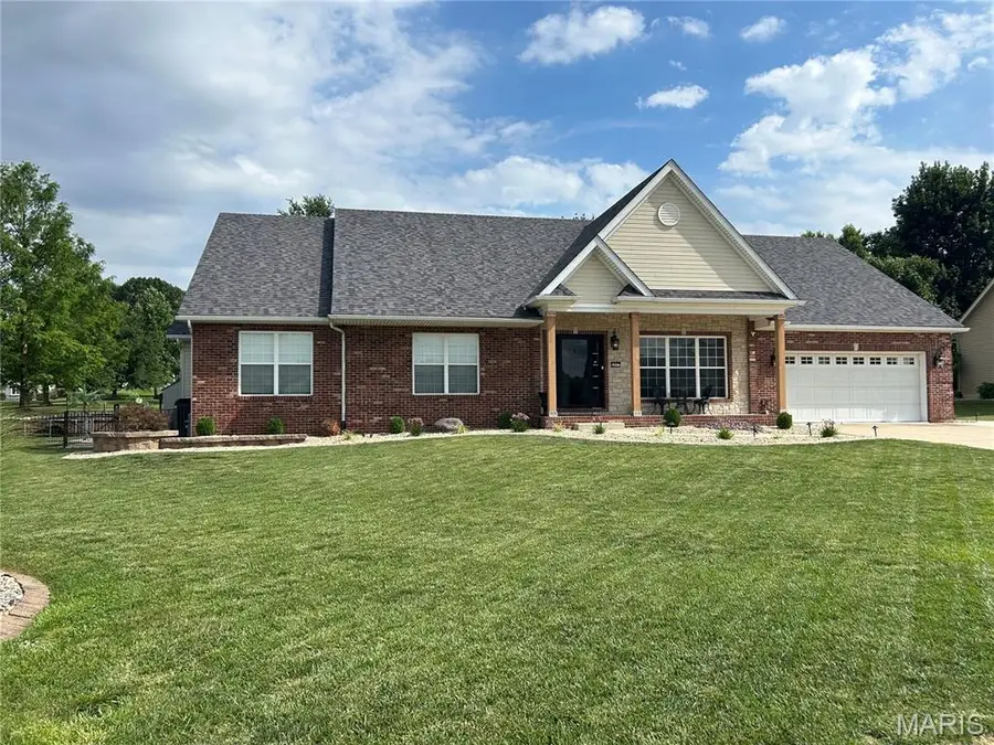 4607 Valleydale Road, Godfrey, IL 62035 - #3