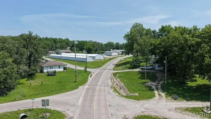717 S Camden Street, Richmond, MO 64085 - #3