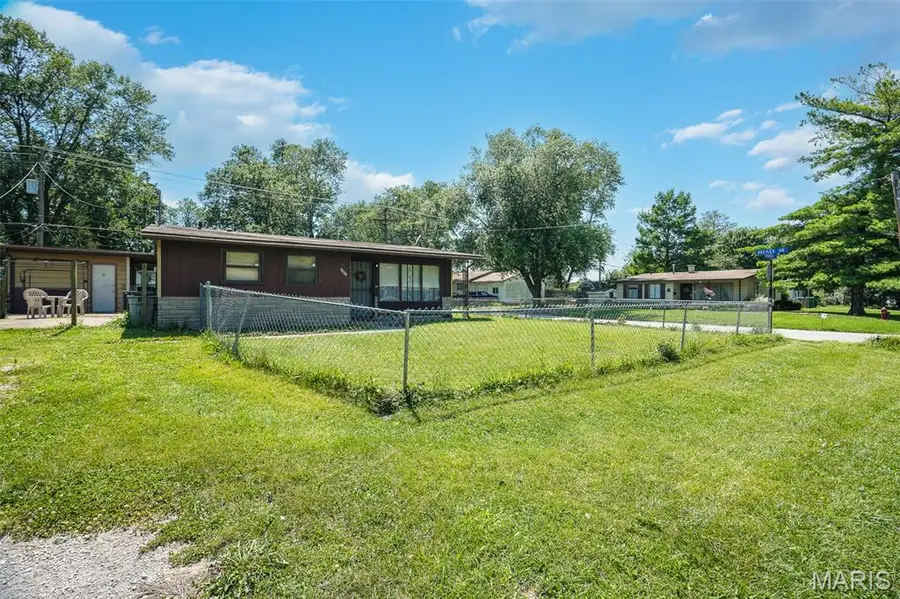 1302 Saint Raphael Street, East Saint Louis, IL 62206 - #2