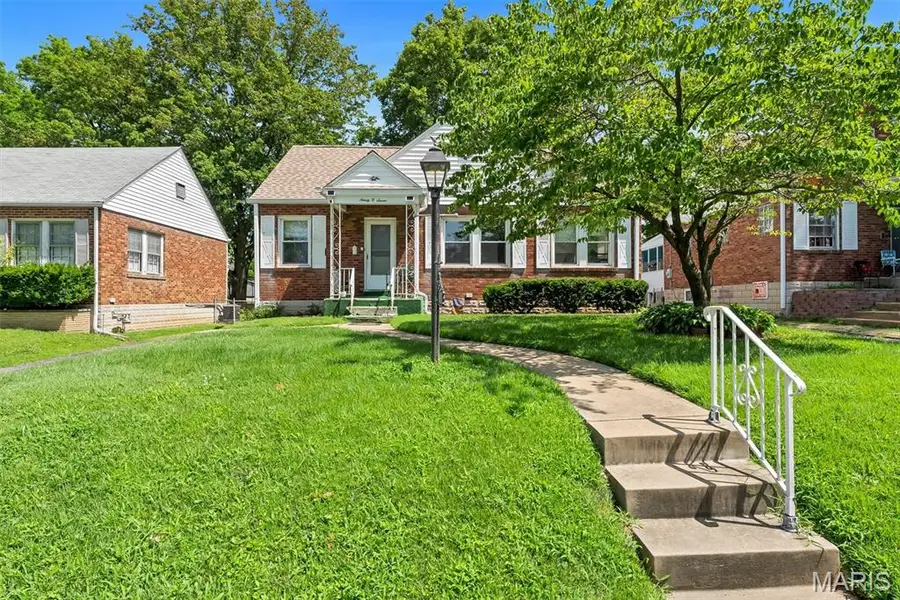 9007 Osage Lane, Saint Louis, MO 63114 - #3