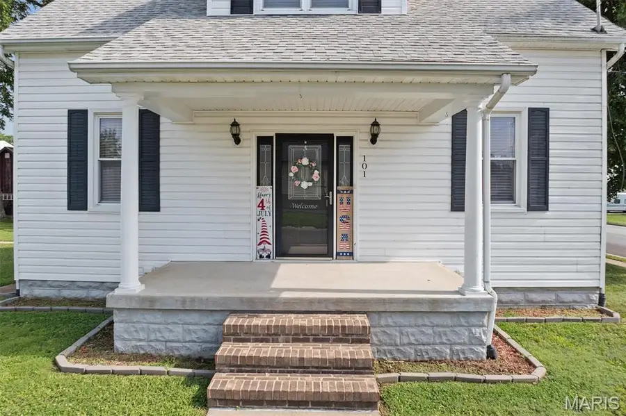 101 W Hendricks Street, Albers, IL 62215 - #2