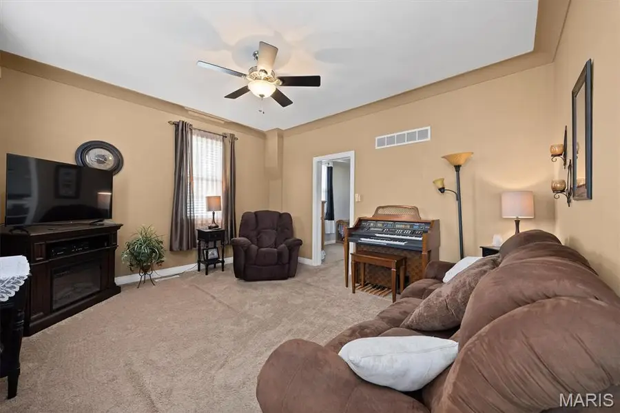 101 W Hendricks Street, Albers, IL 62215 - #3