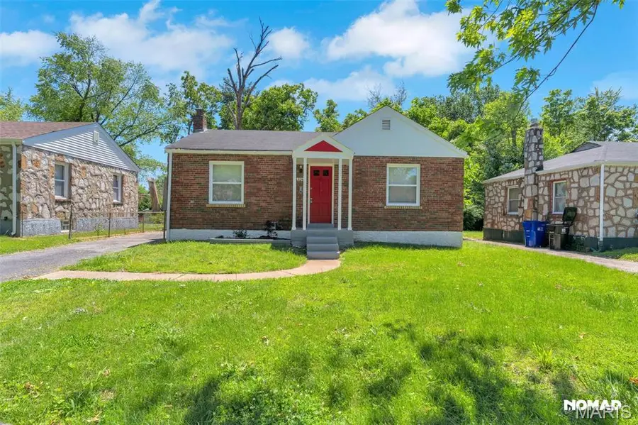 8246 Montreal Drive, Saint Louis, MO 63132 - #2