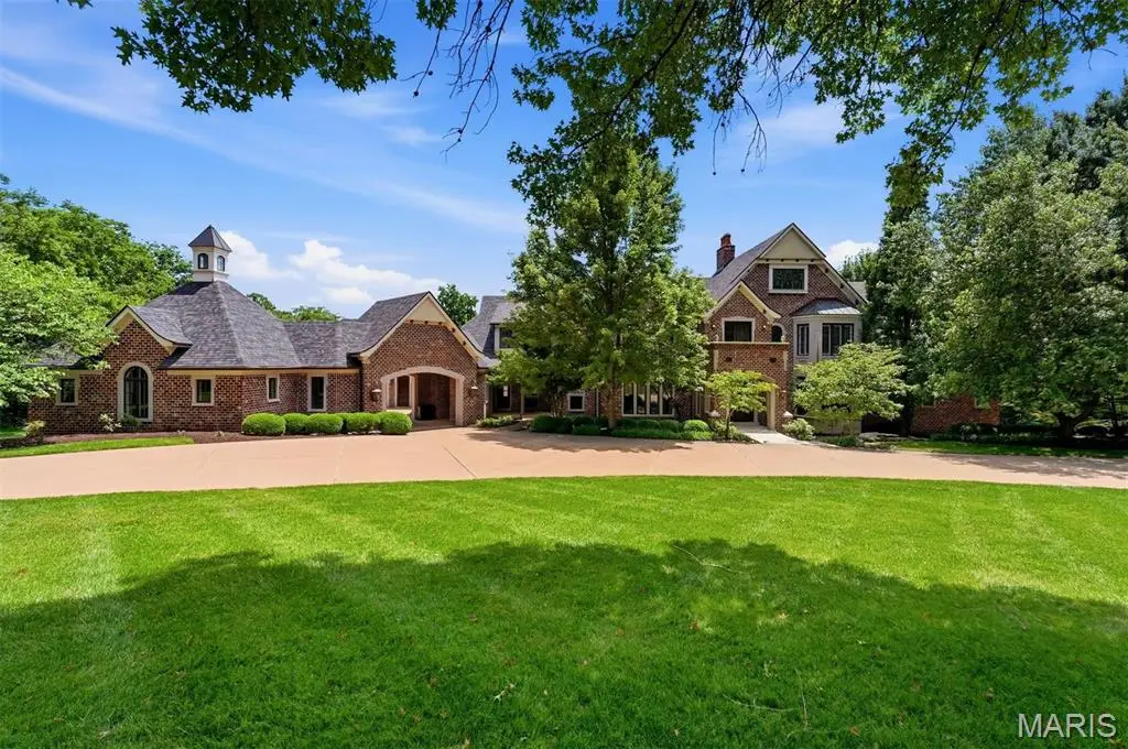 14 Brookwood Road, Saint Louis, MO 63131 - #1