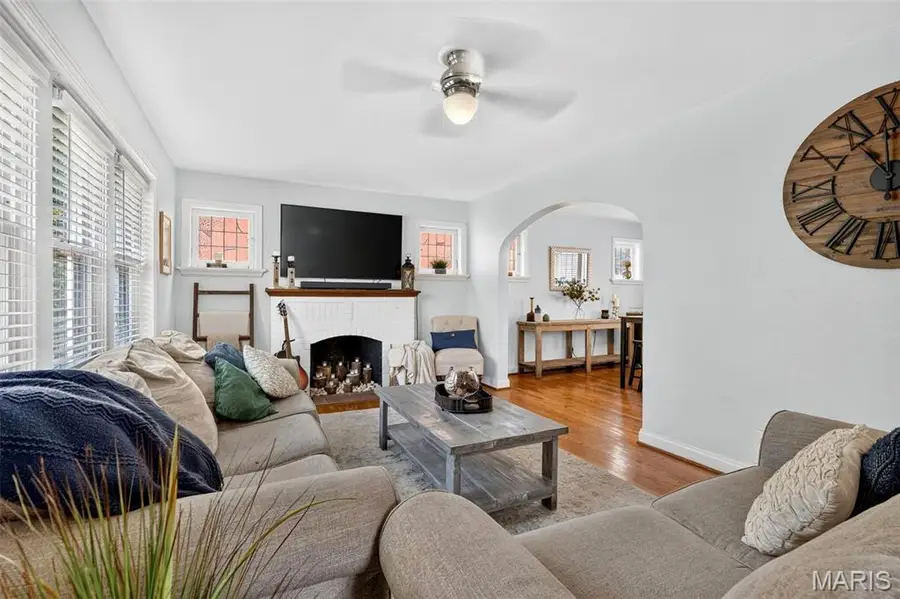 6707 Arthur Avenue, Saint Louis, MO 63139 - #3
