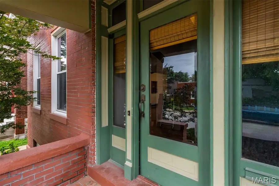 2819 Minnesota Avenue, Saint Louis, MO 63118 - #3