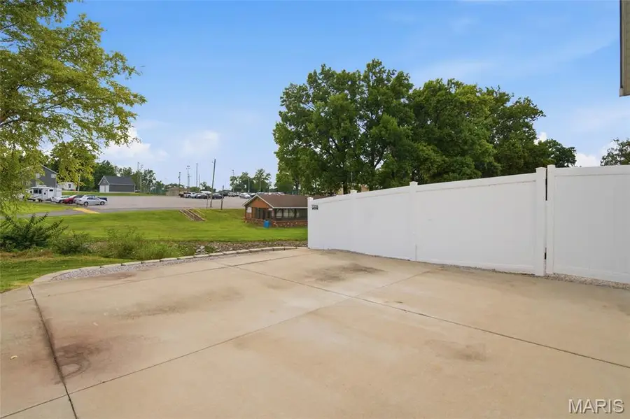 403 E Locust Street, Columbia, IL 62236 - #3