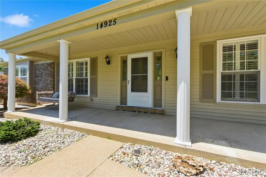 14925 Royalbrook Drive, Chesterfield, MO 63017 - #2