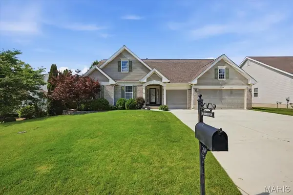 534 Ironwood Drive, O'Fallon, MO 63368