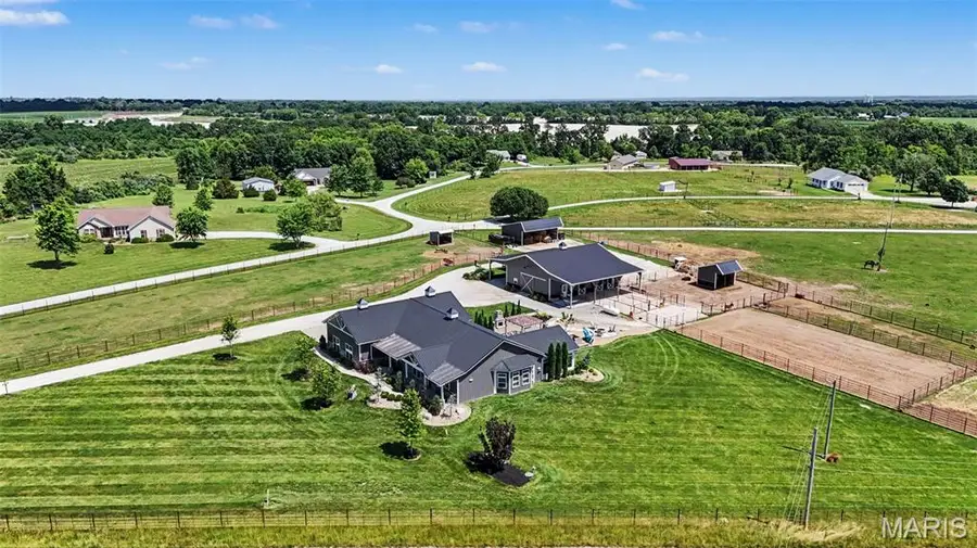 219 Fieth Road, Troy, MO 63379 - #2