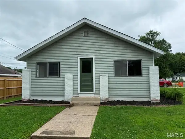 129 N Hudson Street, Vandalia, IL 62471