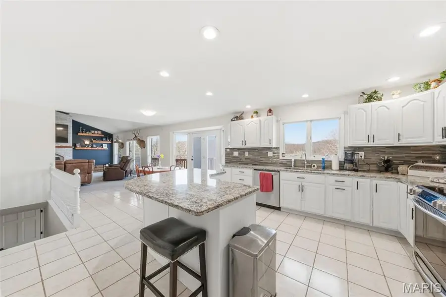 75 Morgans Way, Elsberry, MO 63343 - #2
