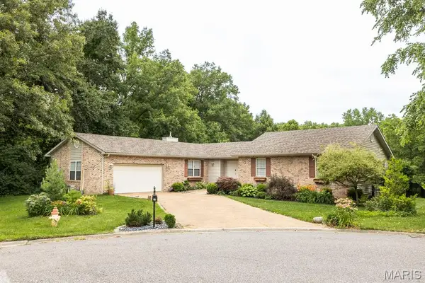 10 Ryan Circle, Lebanon, IL 62254