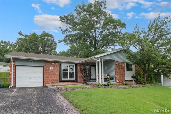2123 Quirinal Court, Fenton, MO 63026