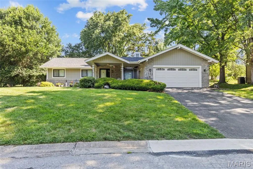 4 Nantua Court, Lake Saint Louis, MO 63367 - #1