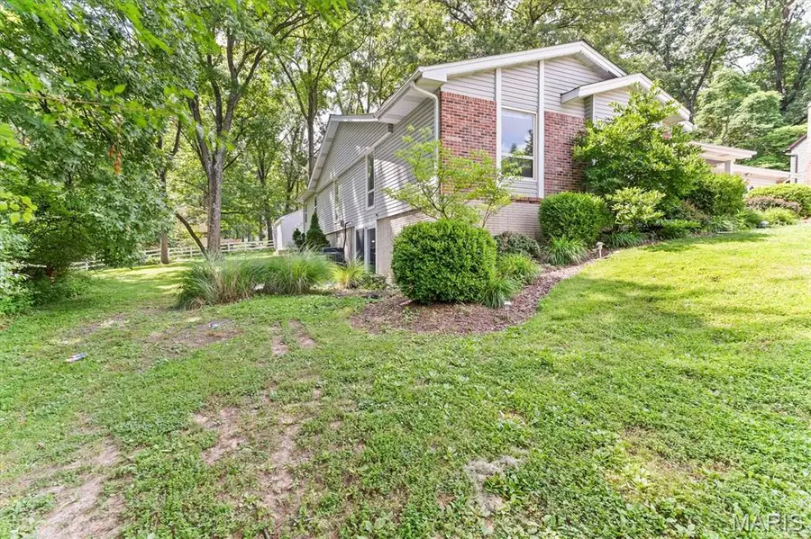 4962 Deepwood Court, Saint Louis, MO 63128 - #3