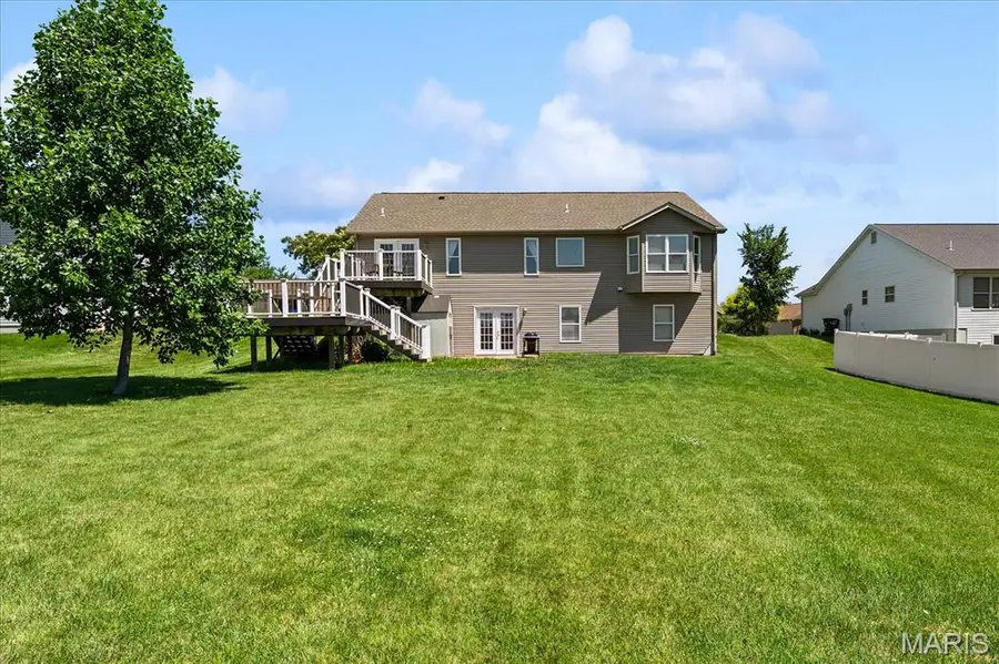 810 Victorian Avenue, Waterloo, IL 62298 - #3