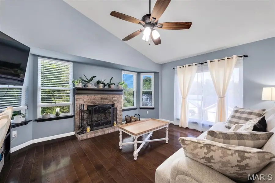 1511 Glenn Brooke Woods Circle, Ballwin, MO 63021 - #2