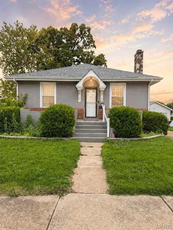 8828 Powell Avenue, Saint Louis, MO 63144 - #1